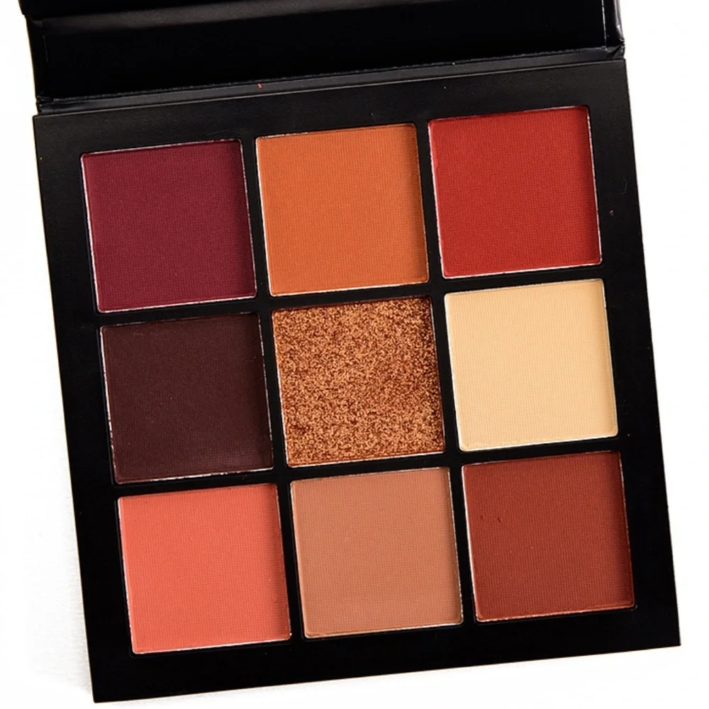 ✨ HUDA BEAUTY Warm Brown Obsessions Eyeshadow Palette